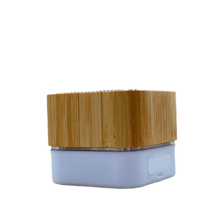 Caja de altavoz Bluetooth inalámbrico de madera de bambú de bambú portátil